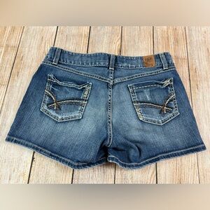 Women’s BKE Stretch Denim Blue Jean Shorts Wendy Size 31